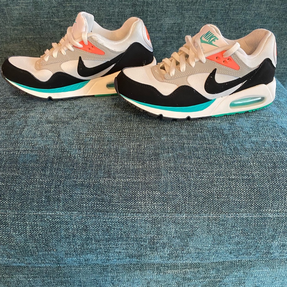 Nike Women's Sneakers White Black Teal Coral